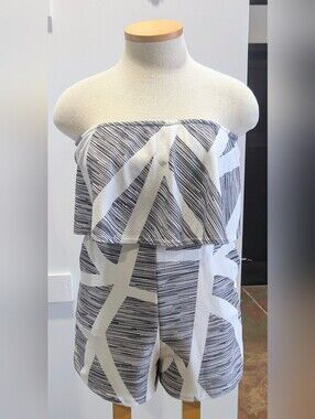 Strapless Black & White Patterned Romper